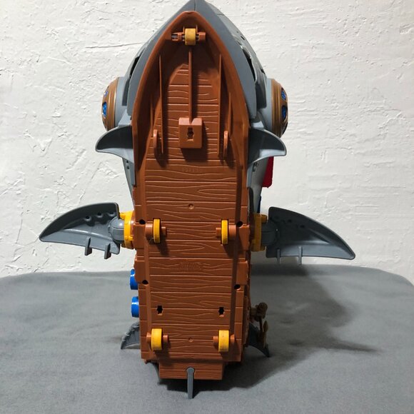 Fisher Price Imaginext Shark Bite Pirate Ship - Picture 8 of 11